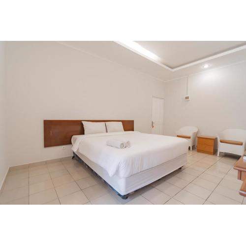 Rossan Villa Hotel near Kampus UPI Setiabudhi