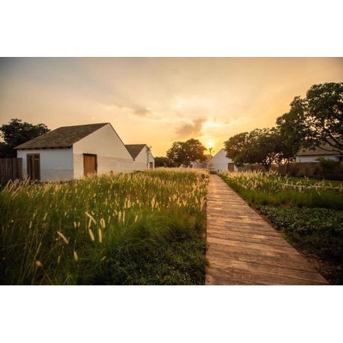 Roukh Kiri Khaoyai, The Centara Collection