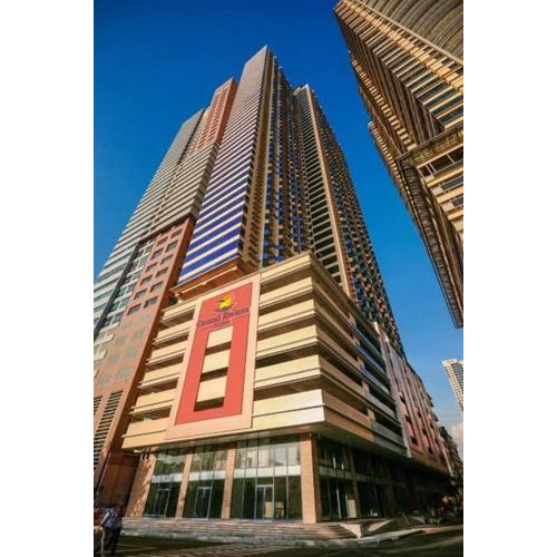 Roxas Blvd Stunning Studio Condo Near US Embassy