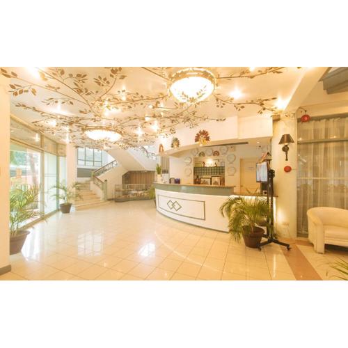 Royal Am Rei Hotel by RedDoorz