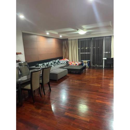 Royal Apart Residence