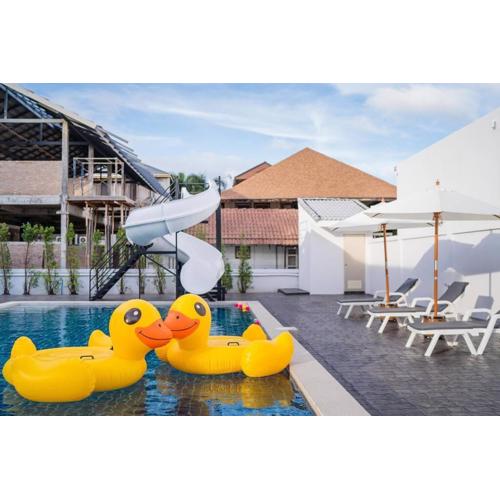 Royal beach pool villa cha-am บ้านพักชะอำ พูลวิลล่าชะอำ ใกล้ทะเล