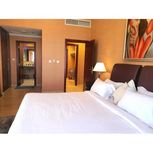 ROYAL BEACH RESiDENCES 1