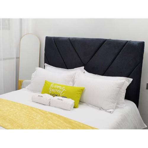 Royal Ebony At City Oasis Gardens