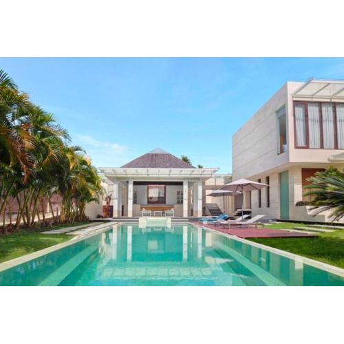 Royal Graha 5 BR Private Pool Villa ZN71