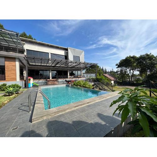 Royal Hill Villa Cisarua Puncak