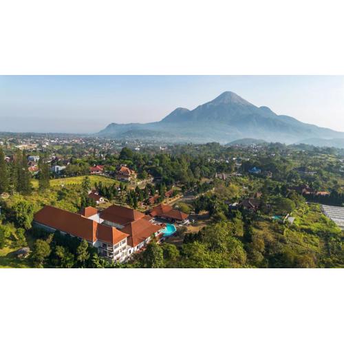 Royal Hotel and Villas Trawas