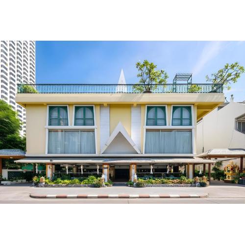 Royal Ivory Sukhumvit Nana