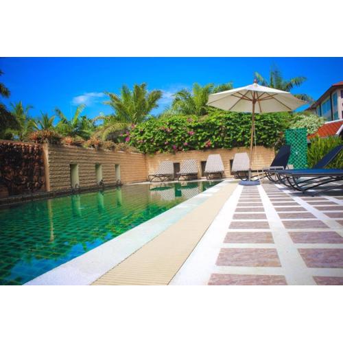 Royal Lee Resort and Spa