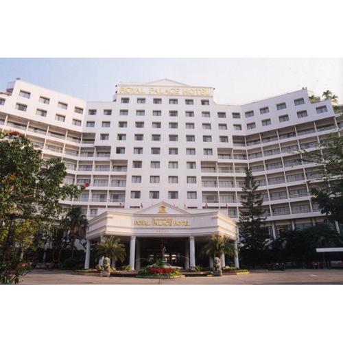 Royal Palace Hotel