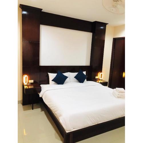 Royal Star Suites pattaya