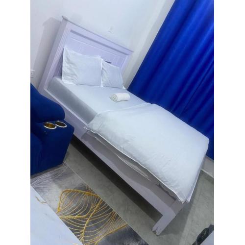 Royal suburbs by Tsavo