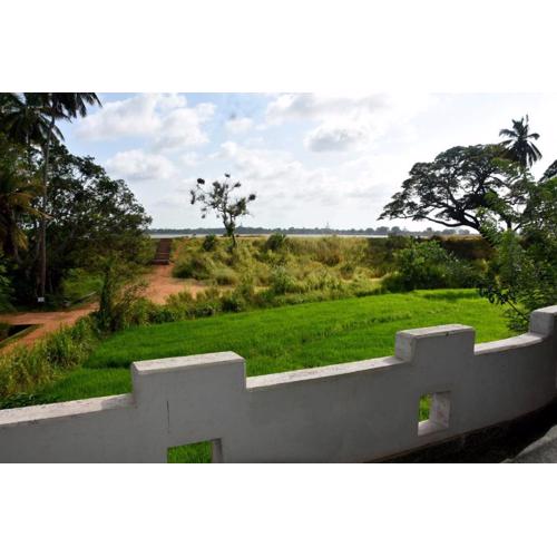 Royal Views Residence