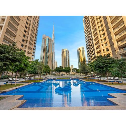 Royal Vista at 29 Boulevard - Dubai City & Burj Khalifa Views - Brand New Luxury 2BR Apartment