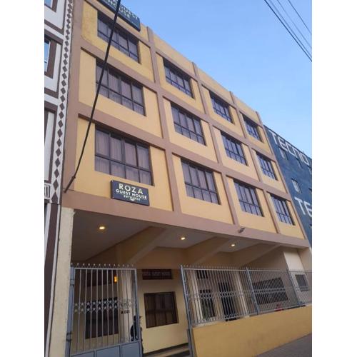 Roza Guest House