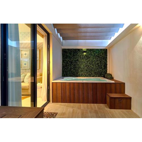 ®{Peaceful~Retreat} @DowntownSD HotTubGymFamily