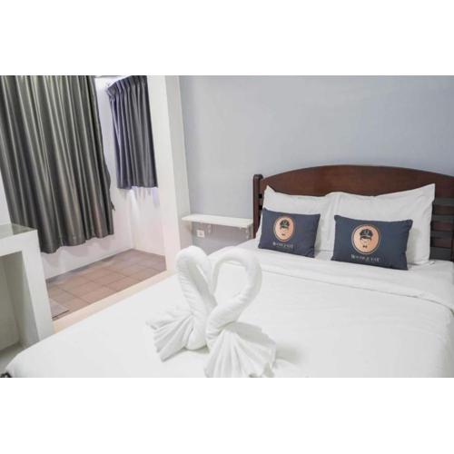 RQ Suvarnabhumi Airport by Collection O