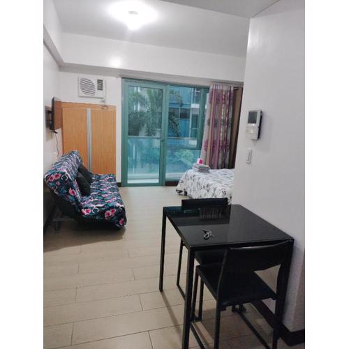 Rqui Condotel at Newport Pasay City