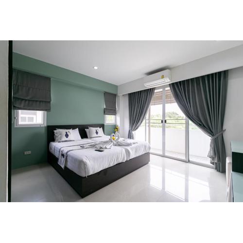 Ruan Plaisoi Apartment