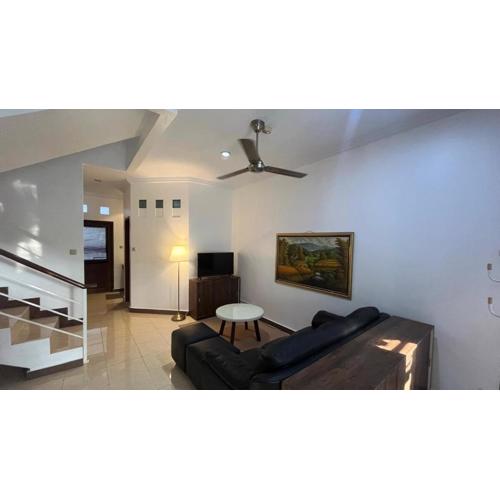 Ruby Guest House at Timoho