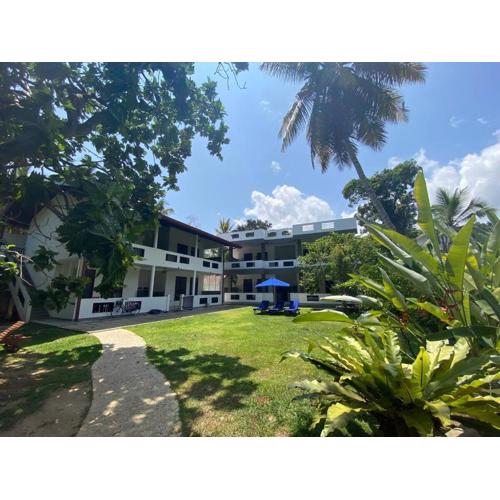 Rufus Tropical Garden