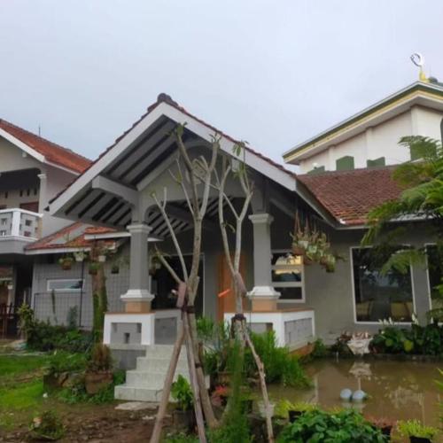 Rumah Bu Tari