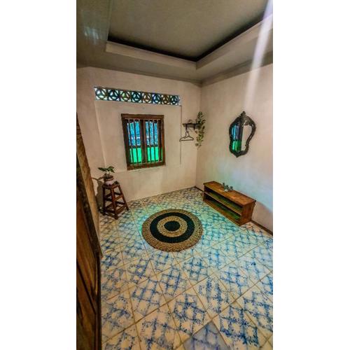 Rumah Gaharu - Wetan