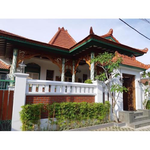 Rumah Jawa Guest House (Syariah)