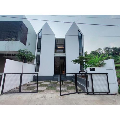 Rumah Kembar DI kawasan wisata lembang