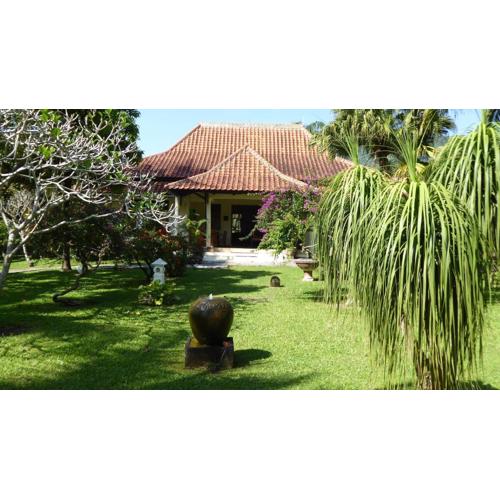 Rumah Kita Villa/hotel