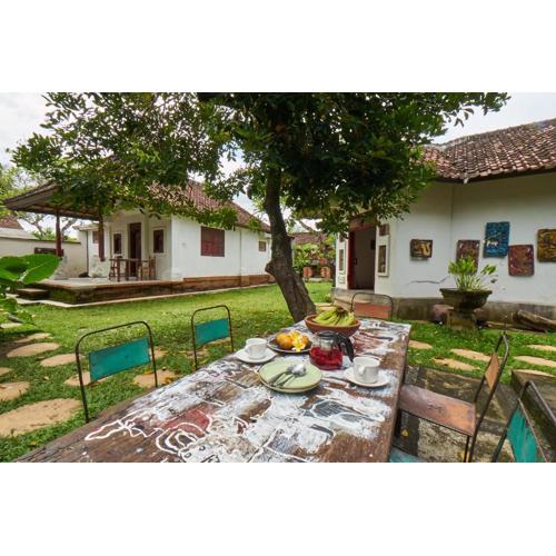 Rumah Paros & Gallery