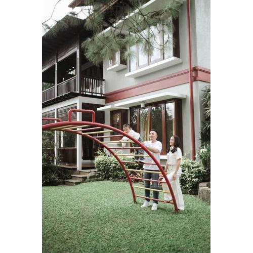 Rumah Pelita by Villa Lantera - Tennis Court & Swimming Pool