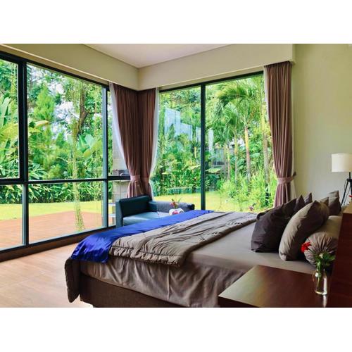 Rumah Rusmora Sentul Golf 20pax
