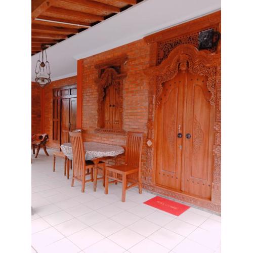 Rumah Ukhi Guest House