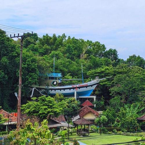 Rumpal Cafe dan Vila