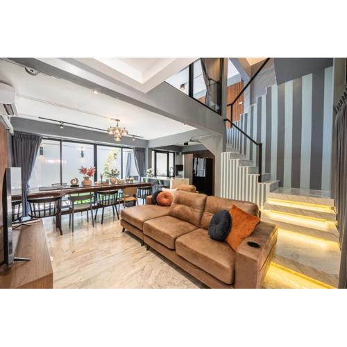 S21 Mellow Phromphong