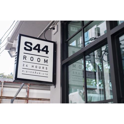 S44ROOM