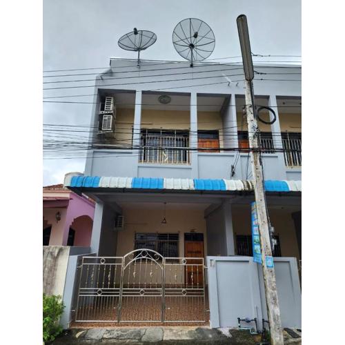 SaamSaao HomeStay Betong - 4 Bedroom House