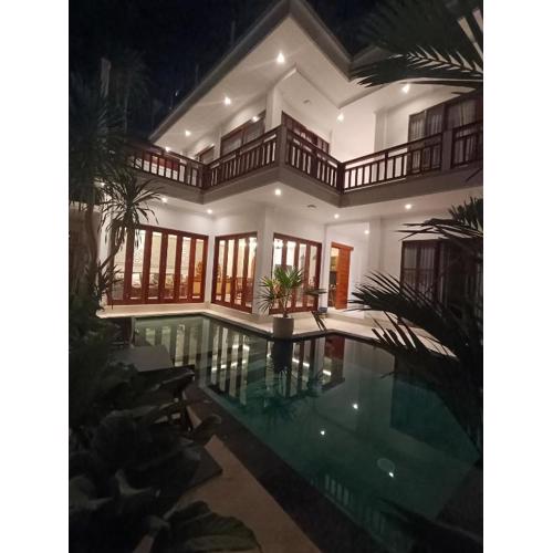 Sadia Villa Seseh Beach