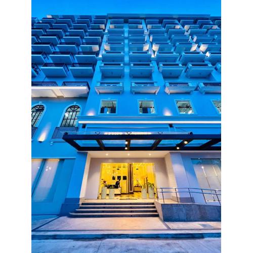 Saint Honore & Saint Dominique