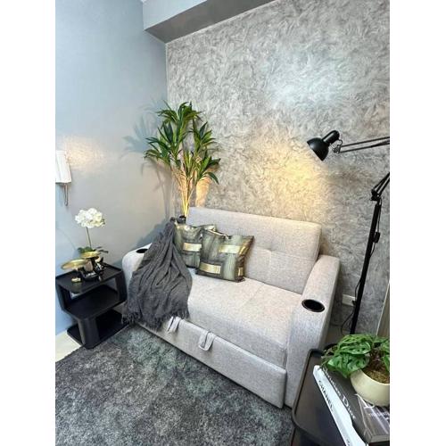 Sakura Suites At Mall of Asia Near Airport