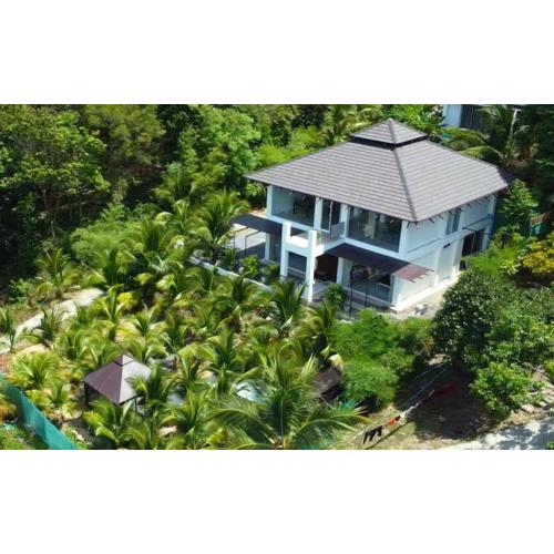 Salad Beach Villa - private sunsets, seaviews, palm trees