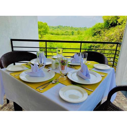 Samudra resort polonaruwa Road