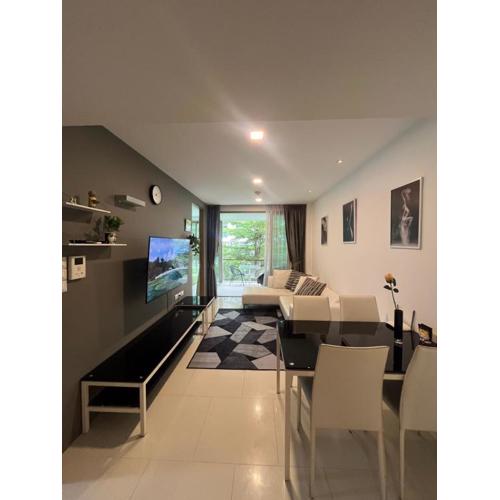 Sanctuary Wangomat 2 BR 2 BA