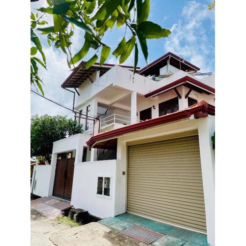 Sand & Surf Guest House