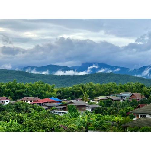 Sandee Place Mountain View Hotel โรงแรมแสนดีเพลส เมาเท่นวิว จอมทอง