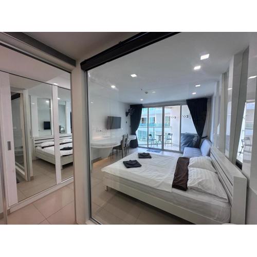 Sands Condo Pattaya 82 by ThaiminatorPattaya