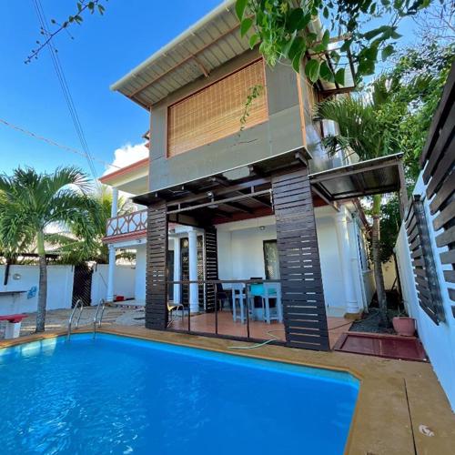 Sandy Lane Escape - Grand Baie