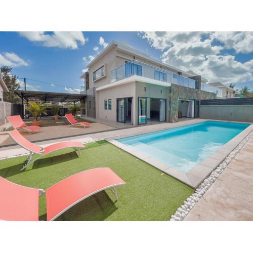 Sanoa Residence - Spacious Villa with infinity pool