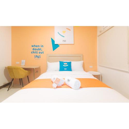 Sans Hotel at One JD Place Makati by RedDoorz